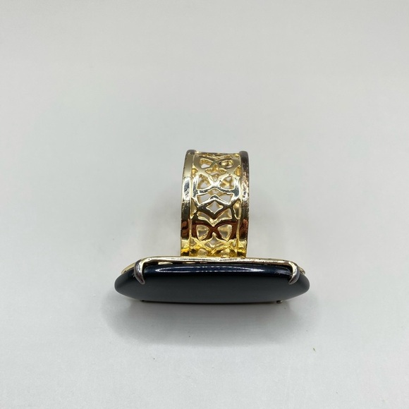 Kendra Scott Black and Gold Ring - Picture 5 of 9
